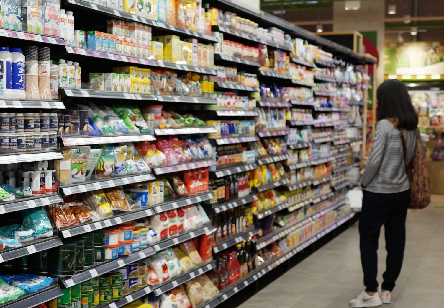 Baking aisle in grocery store